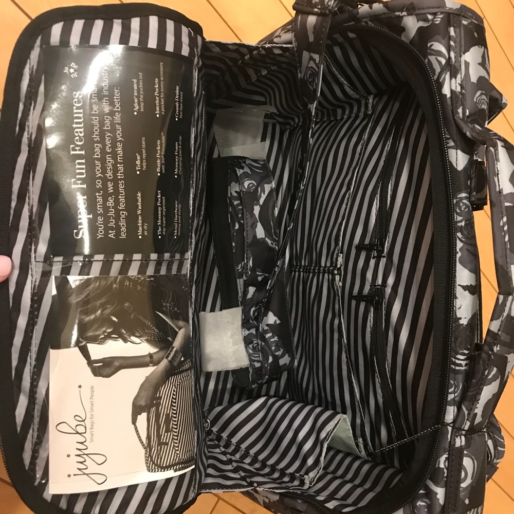 NWT Jujube BFF diaper bag